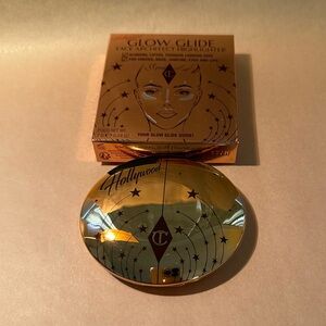 Charlotte Tilbury Glow Glide Hollywood Highlighter in Moonlit Glow - New w/Box
